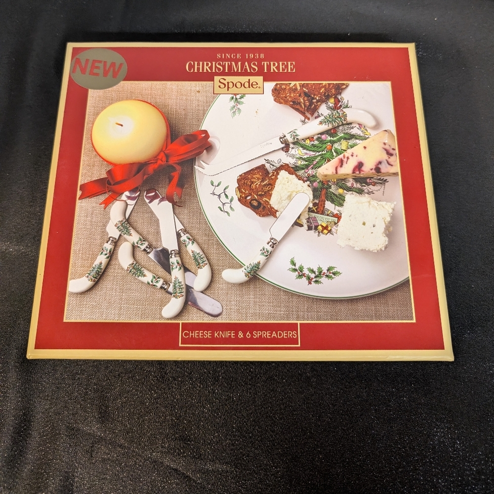 New Spode Christmas Tree Cheese Knife & 6 Spreaders In The Original Box